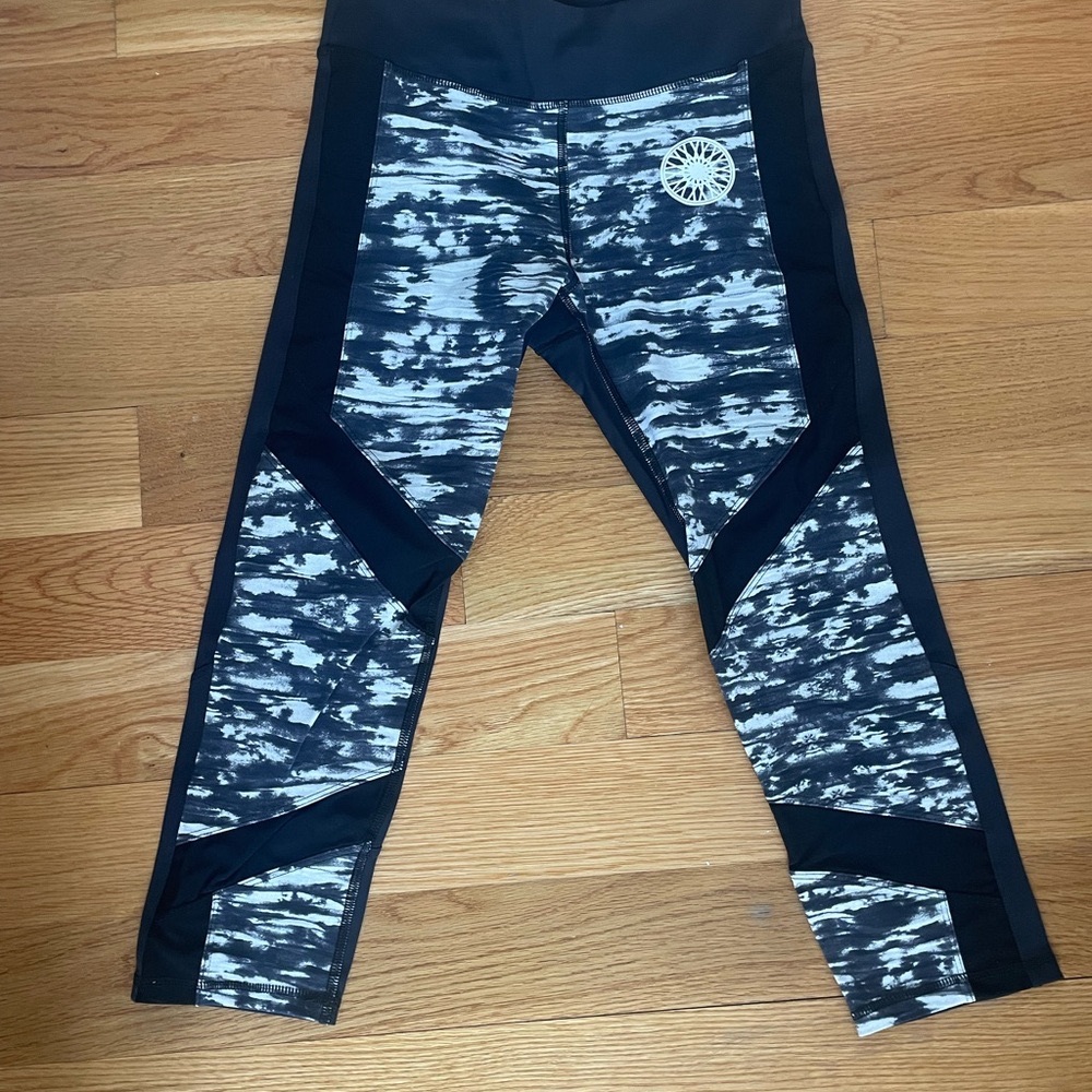 SOUL CYCLE Leggings (Size M)
